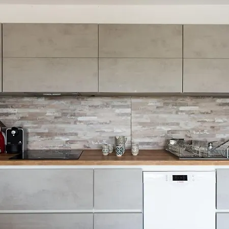 Lägenhet Avec Terrasse Vue Sur